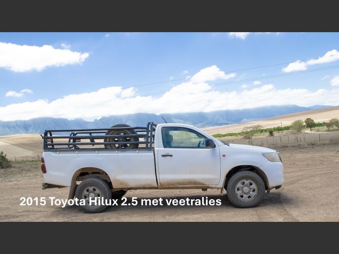 Toyota Hilux 2.5 Enkel cab