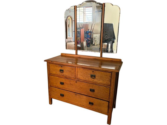 Vintage 3-Mirror Oak Dressing Table