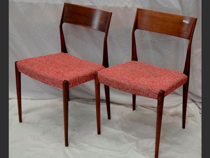PAIR MID CENTURY DINING CHAIRS