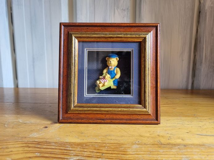 Vintage Teddy Bear Shadow Box: "Helpful Harvest" Figurine