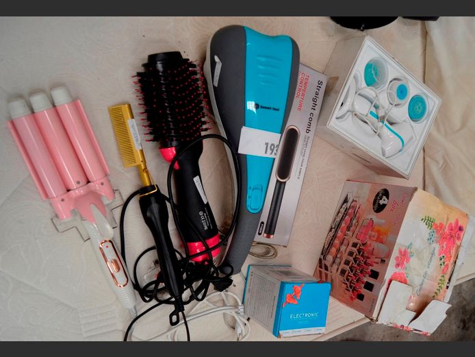 COSMETIC CASE, FACIAL SCRUBBER, MASSAGER, etc [Faulty]