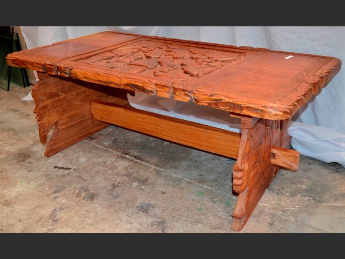 AFRICAN CARVED COFFEE TABLE, 110 x 55 x 39cm
