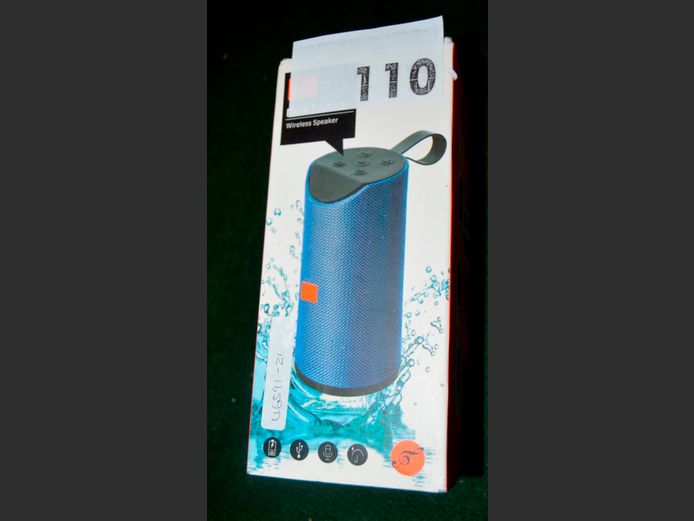 PORTABLE BLUETOOTH SPEAKER, 110 x 77 x 78cm [Untested]