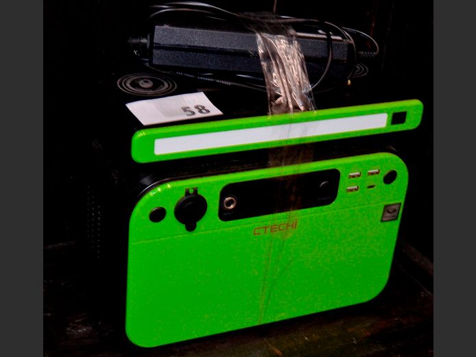 CTEC PORTABLE POWER STATION [Switches on, untested further]