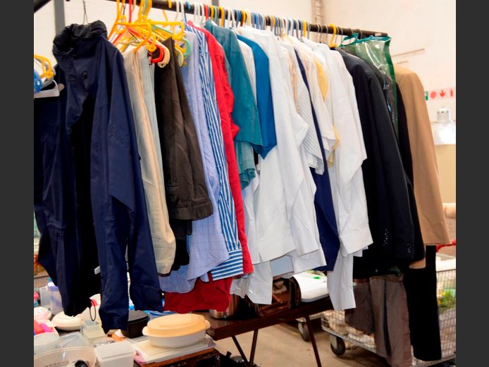 SUIT JACKETS, CHINOS, SHIRTS, etc [Excl. Rail]