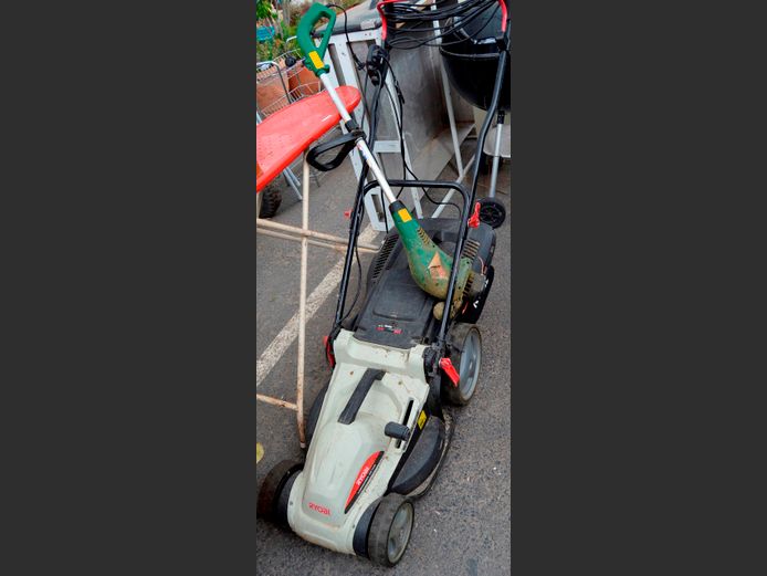 RYOBI LAWNMOWER & A TRIMTECH WEEDEATER [Faulty]