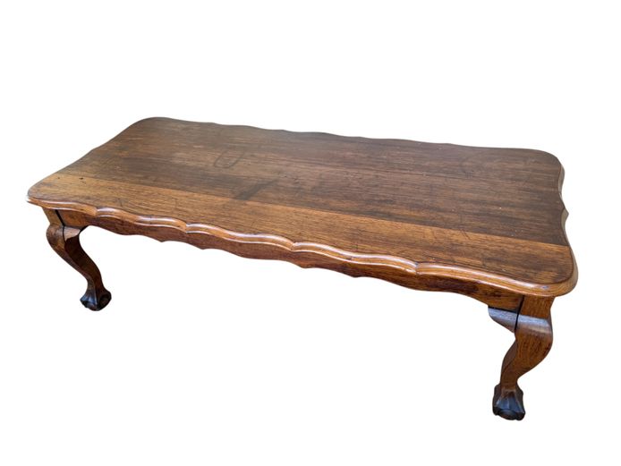 Solid Wood Queen Anne Style Coffee Table