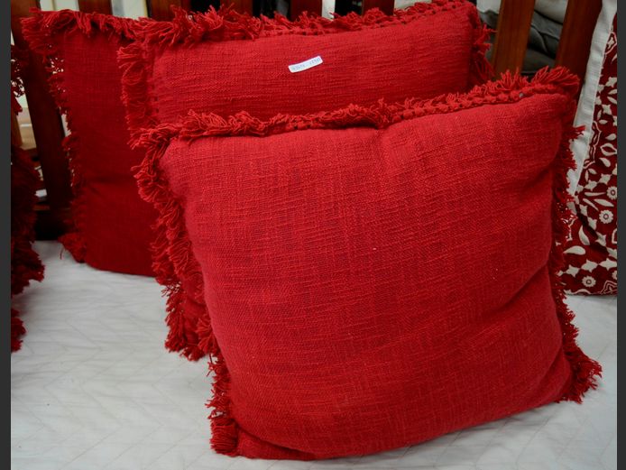 SET OF 3 RED SCATTER CUSHIONS, 50 x 50cm