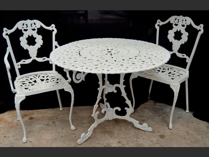 CIRCULAR WHITE CAST ALUMINIUM PATIO TABLE WITH PAIR MATCHING CHAIRS, 92cm Diameter x 70cm High