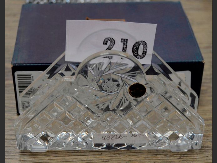 BOHEMIA CRYSTAL NAPKIN HOLDER