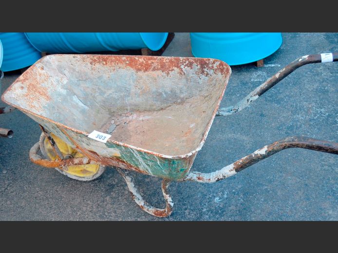 METAL WHEELBARROW [Rusty] ### PLUS VAT ###