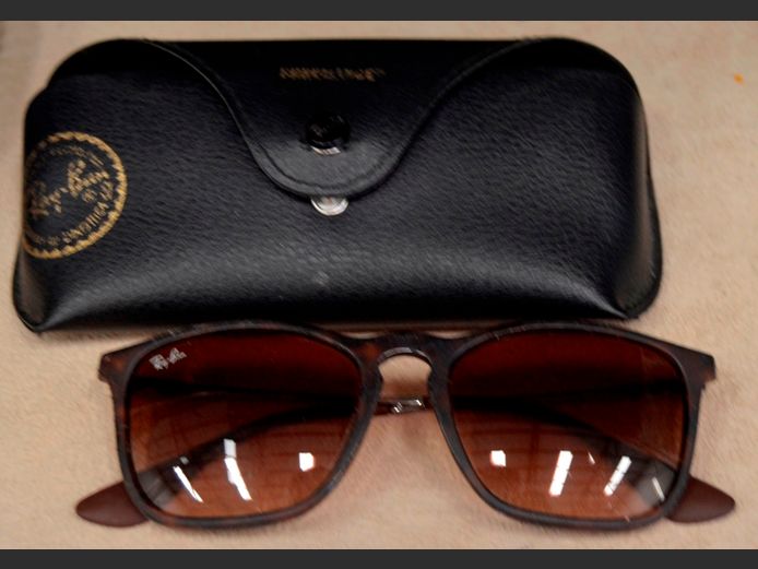 RAYBAN SUNGLASSES