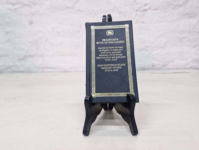 Bradbury's Book of Hallmarks Pocket Guide Reference Book