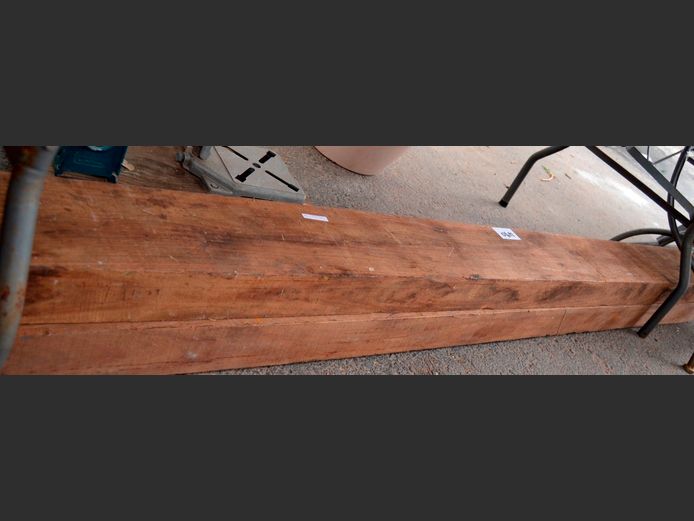 LOT: 2 x KIAAT BEAMS, 235 x 7.5 x 17cm