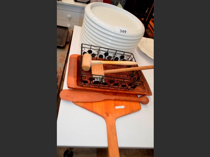 LOT: WHITE PLASTIC TRAYS, WOODEN MEAT MALLETS, WOODEN CHOPPING BOARD, etc