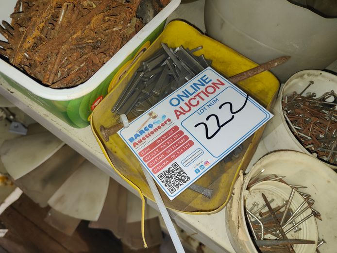 LOT NAILS AND WASHERS