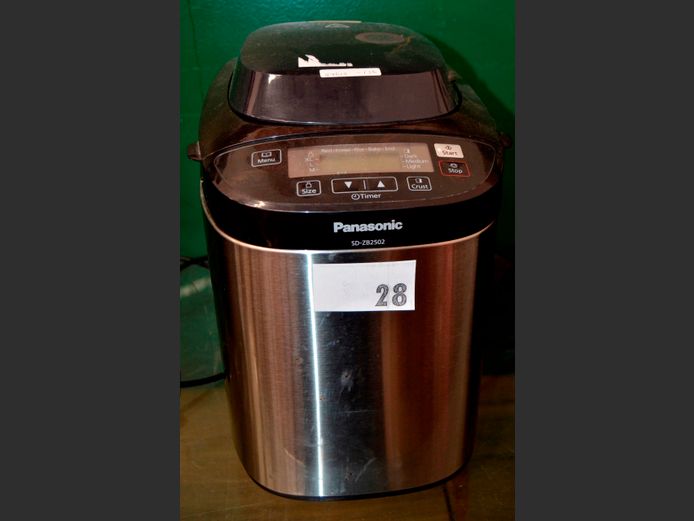 PANASONIC BREAD MAKER [Switches on, untested further]