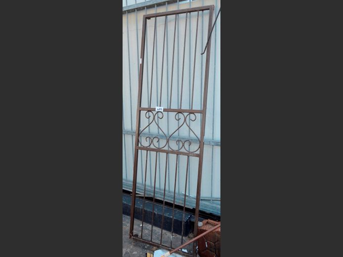 METAL SECURITY GATE, 200 x 63cm [No key]