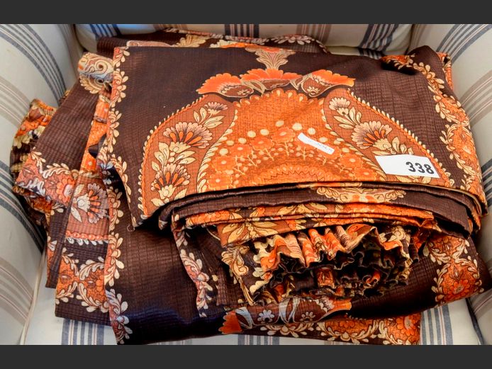 PAIR BROWN PATTERNED CURTAINS