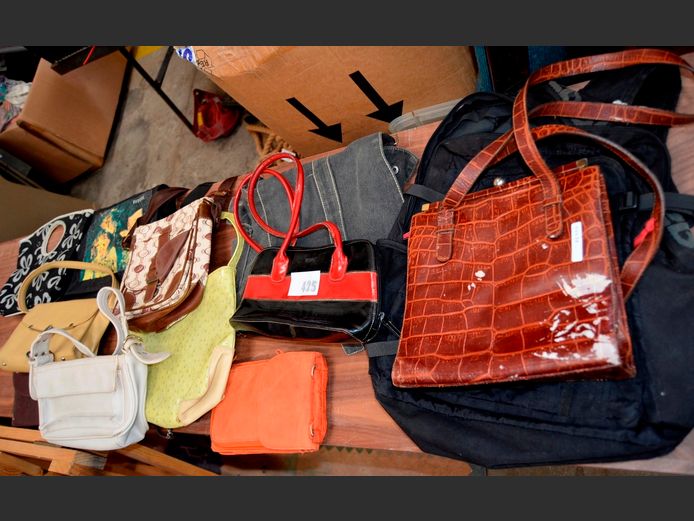 ASSORTED HANDBAGS, CLUTCH BAGS, etc [Peeling & need a clean] [Excl. bin]