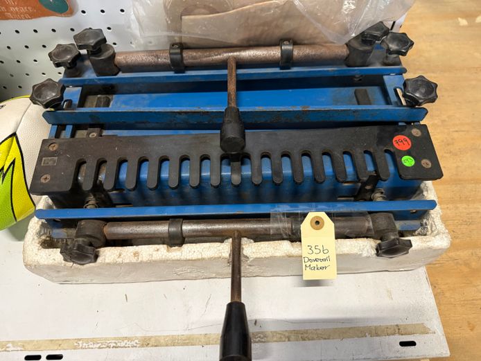 Dovetail Maker 