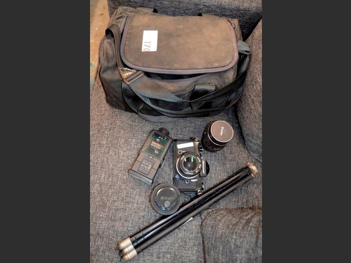 NIKKOMAT CAMERA WITH LENS, BAG & TRIPOD [Condition unknown]