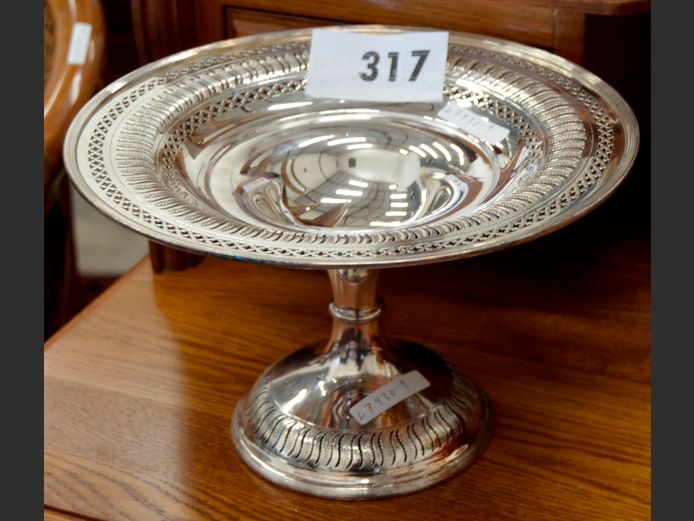 SILVER PLATE PEDESTAL BOWL, 26cm Diameter x 16.5cm High