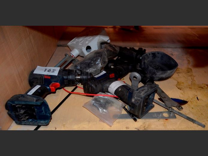 LOT: 2 x BOSCH CORDLESS DRILLS [No batteries, untested]