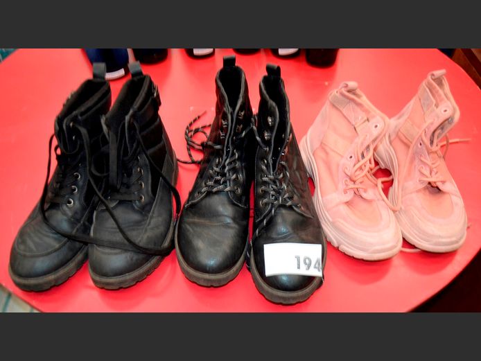 LOT: 3 x PAIRS BOOTS [Sizes 4, 5 & 38]