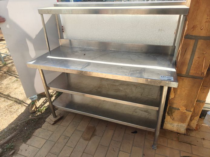 S/STEEL TABLE WITH SHELF