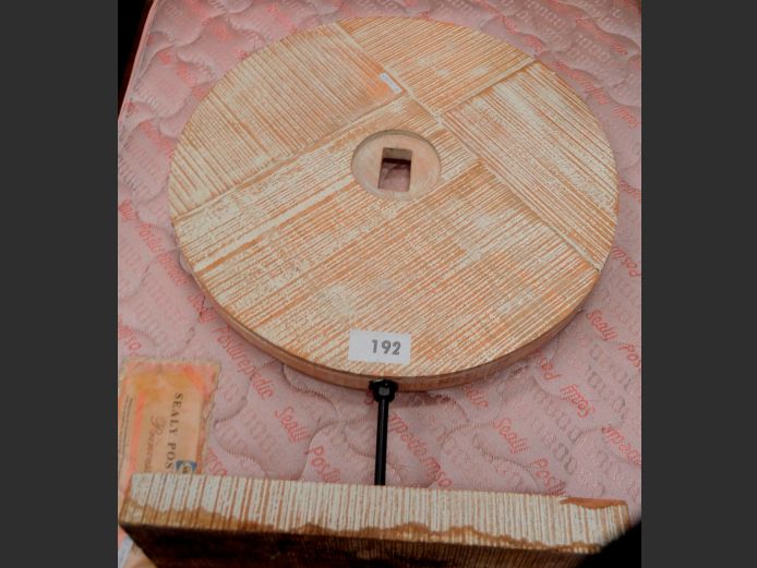 OAK PAINT TECHNIQUE ORNAMENT, 60 x 18 x 78cm