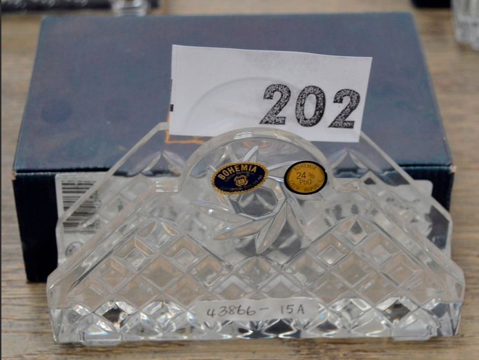 BOHEMIA CRYSTAL NAPKIN HOLDER