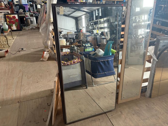 2 massive Mirrors (Per Item) 