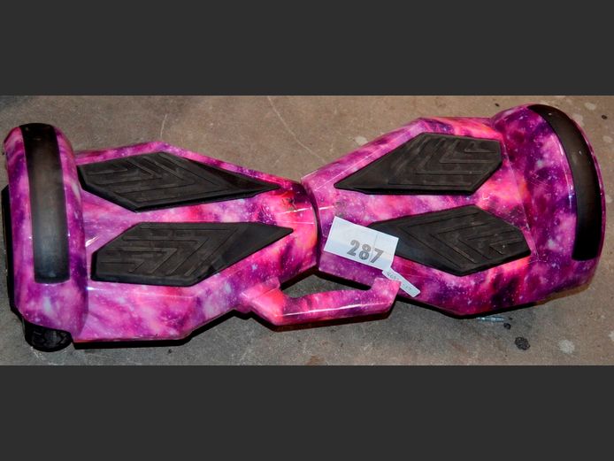 8" HOVERBOARD [Switches on]