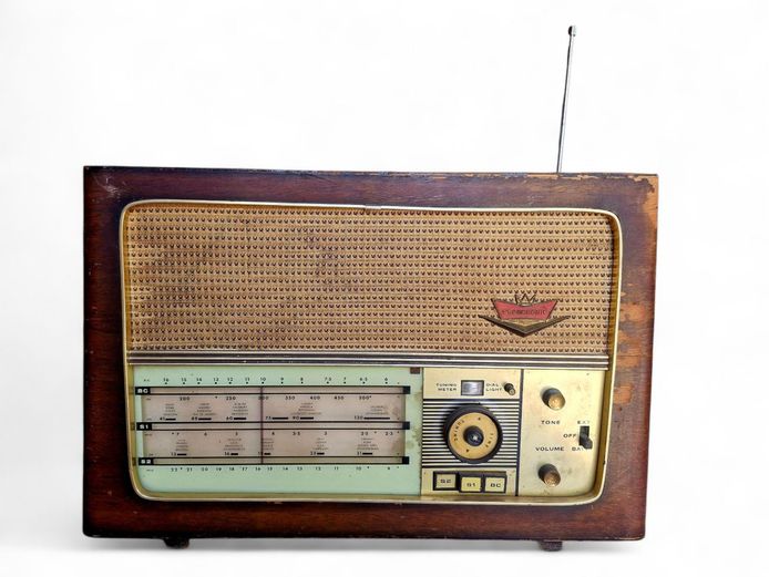 Decorative Mid-Century Valve Radio