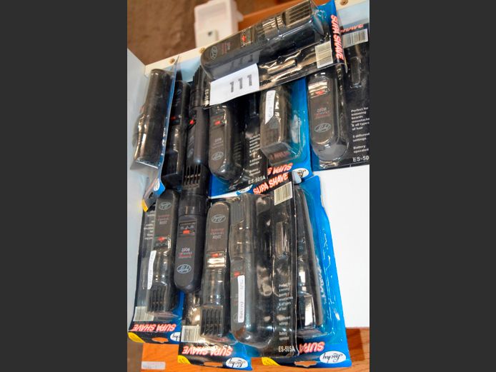 LOT: LUCKY SUPA SHAVE TRIMMERS [Untested]