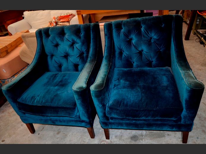 PAIR BLUE VELVET UPHOLSTERED BUTTON BACK ARMCHAIRS [Need re-covering]