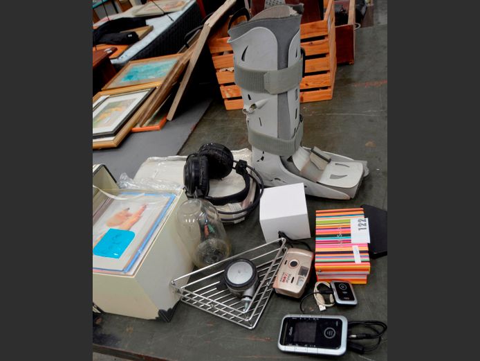 COSTUME JEWELLERY, MOON BOOT, GIFT CARDS, etc