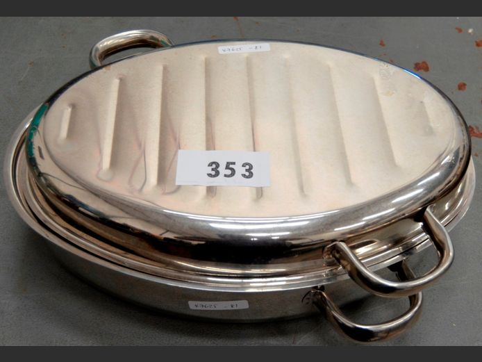 STAINLESS STEEL DOUBLE ROASTER, 39 x 28cm
