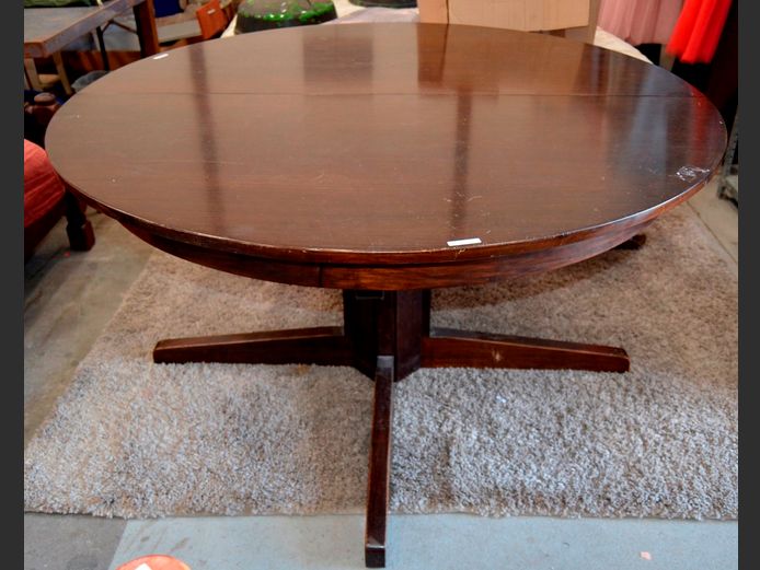 IMBUIA FINISH EXTENSION DINING TABLE, 200 x 137 x 76cm