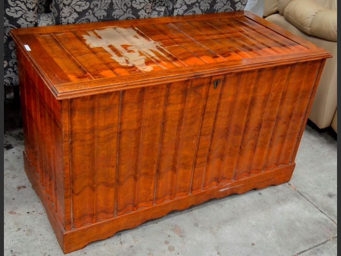 TEAK KIST, 106 x 52 x 61cm [Top needs re-staining]