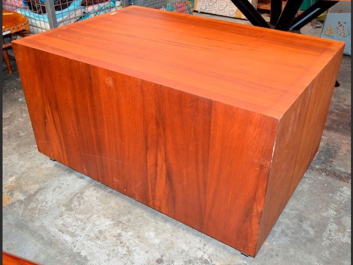 IMBUIA FINISH OPEN CABINET, 110 x 75 x 58cm [No drawers]