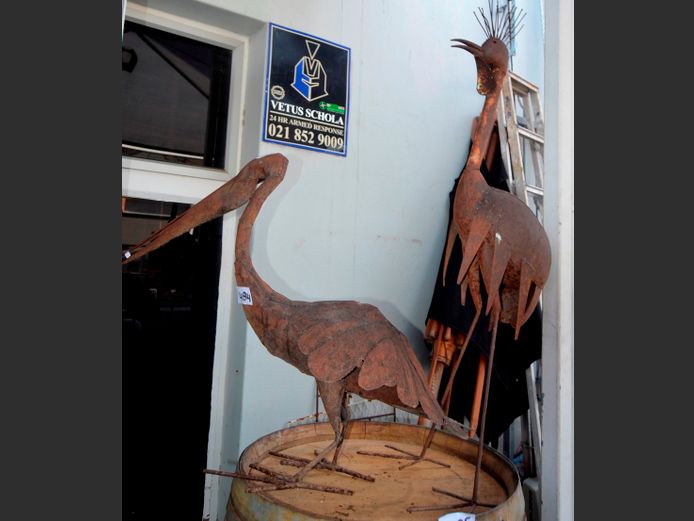 LOT OF 2: METAL GARDEN ORNAMENTS, 109cm High & 79cm High