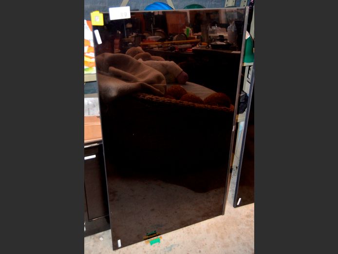 HISENSE 50" L.E.D. TV [Switches on, untested further, screen cracked] ### LICENCE PLEASE ###