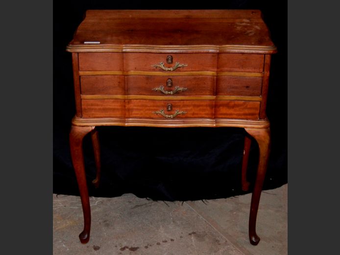 IMBUIA 3-DRAWER CUTLERY PEDESTAL, 62 x 38 x 72cm