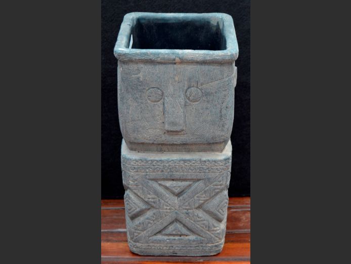 CONCRETE "ANCIENT FACE" PLANTER, 16 x 15.5 x 32cm