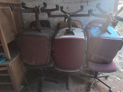 Assorted office chairs scrap