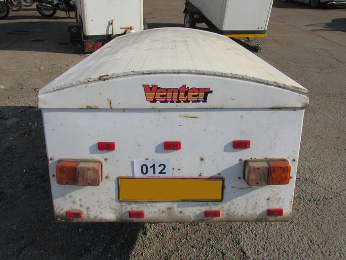 Trailer - 822