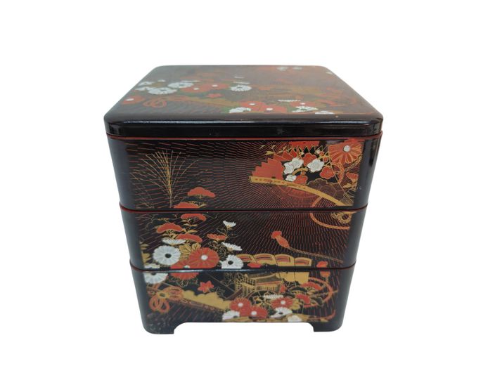 Vintage Japanese Style 3-Tier Polycarbonate Picnic Bento Box