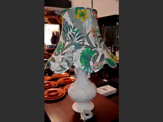 WHITE CERAMIC TABLE LAMP WITH FLORAL SHADE, 80cm High [Cracks to base]